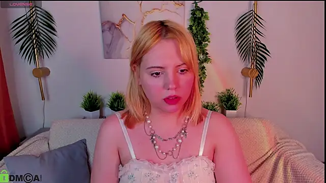 Stacy Luv online show from 11-12-25, 09:57