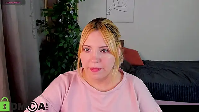 Stacy Luv online show from 12-05-25, 09:08