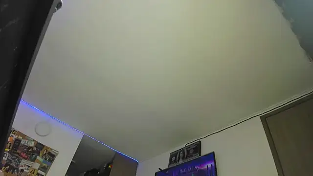 Snapshot of charlie_hotxxx chatting on 01-23-25, 01:41 charlie hotxxx online show from 01-23-25, 01:41