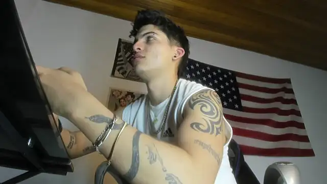 charlie hotxxx online show from 11-14-25, 03:32