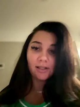 Snapshot of babyyboomm chatting on 10-01-25, 01:26 babyyboomm online show from 10-01-25, 01:26