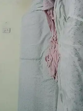 Uli Juarez13 online show from 04-11-26, 06:44