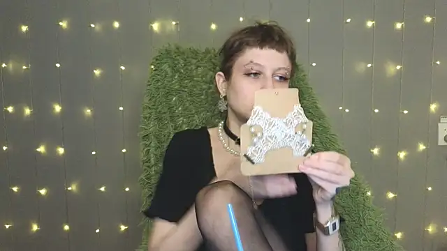 kortny yo online show from 01-12-25, 08:47