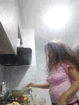 Snapshot of Alma_Sexyy chatting on 03-08-25, 03:39 Alma Sexyy online show from 03-08-25, 03:39
