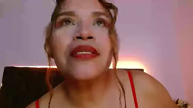 Snapshot of Alma_Sexyy chatting on 09-22-25, 08:59 Alma Sexyy online show from 09-22-25, 08:59