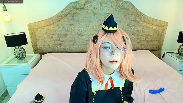 Snapshot of Purplee_Baby chatting on 03-12-25, 02:41 Purplee Baby online show from 03-12-25, 02:41