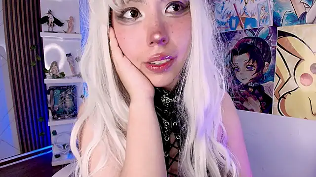 Snapshot of Purplee_Baby chatting on 10-19-25, 09:50 Purplee Baby online show from 10-19-25, 09:50