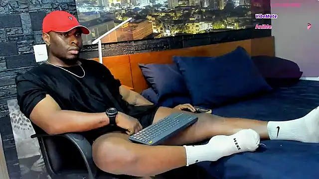 thomas santtos1 online show from 03-13-25, 09:37