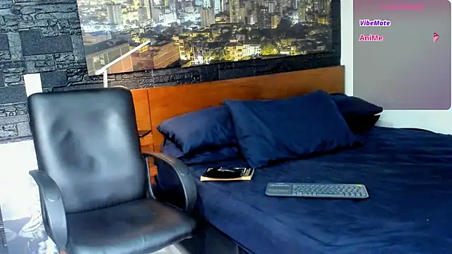 thomas santtos1 online show from 02-25-25, 12:38