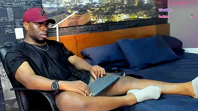 thomas santtos1 online show from 03-03-25, 12:23