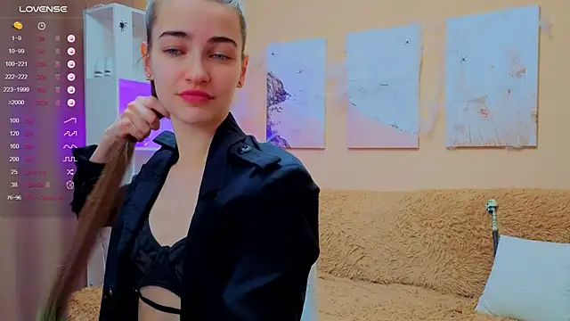 AstoriyaNight online show from 11-22-25, 04:44