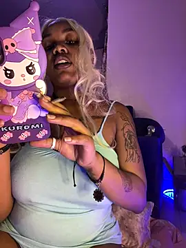 Cherrytowild online show from 11-22-25, 02:43