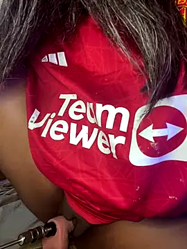 Cherrytowild online show from 10-20-25, 08:53