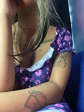 Cherrytowild online show from 10-09-25, 07:42