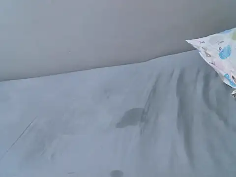 Snapshot of femaqueen chatting on 04-04-26, 07:37 femaqueen online show from 04-04-26, 07:37