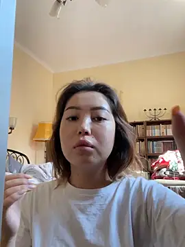 Snapshot of Sayorityann chatting on 10-07-25, 08:37 Sayorityann online show from 10-07-25, 08:37