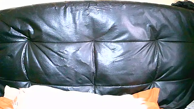 Bustypillows online show from 06-18-26, 06:45