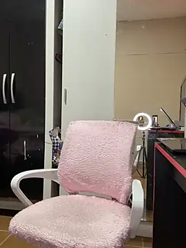 izumikarol online show from 07-16-26, 02:41