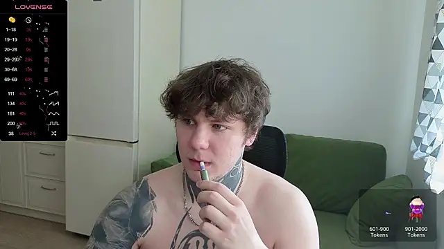 Snapshot of Lechery_boy chatting on 07-30-26, 05:17 Lechery boy online show from 07-30-26, 05:17
