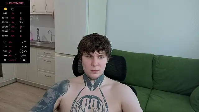 Snapshot of Lechery_boy chatting on 07-25-26, 12:33 Lechery boy online show from 07-25-26, 12:33