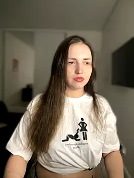 HoneySweetBee online show from 11-04-25, 09:18