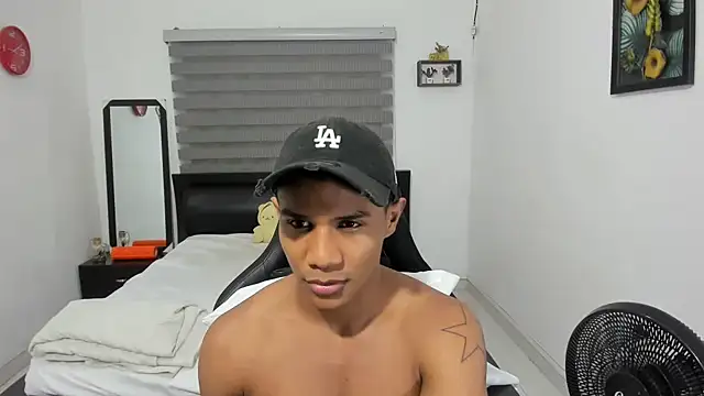 corzoethan online show from 12-22-25, 10:43