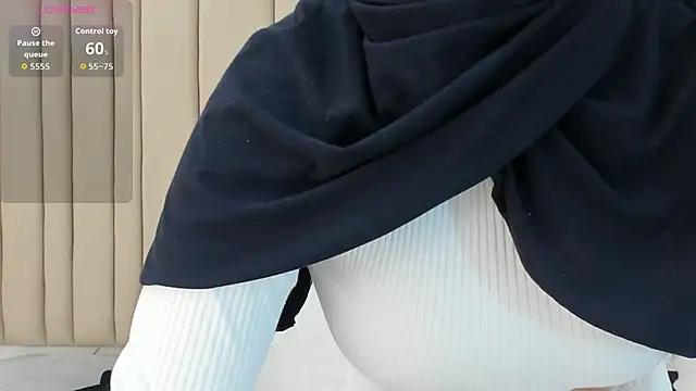 izadii online show from 02-11-26, 07:14