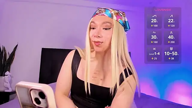 victoria qq online show from 02-15-26, 02:12