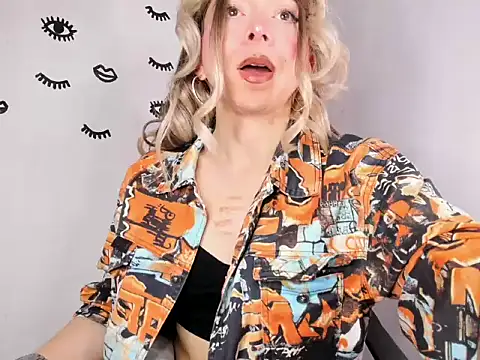 victoria qq online show from 11-13-25, 10:02