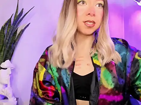 victoria qq online show from 11-03-25, 05:38