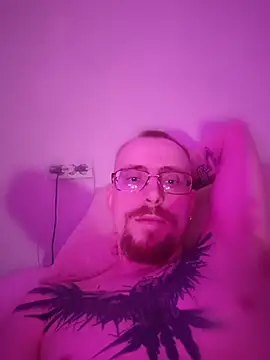 DavidMikli online show from 06-10-26, 12:23