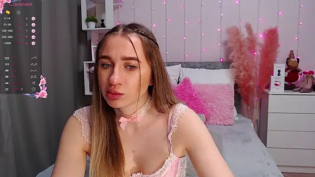 Snapshot of PornoGirlX chatting on 02-11-25, 06:44 PornoGirlX online show from 02-11-25, 06:44