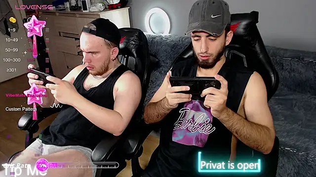 Snapshot of mikienn chatting on 10-23-25, 09:30 mikienn online show from 10-23-25, 09:30