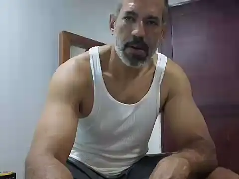 Snapshot of jackbigcock11 chatting on 05-28-26, 03:51 jackbigcock11 online show from 05-28-26, 03:51