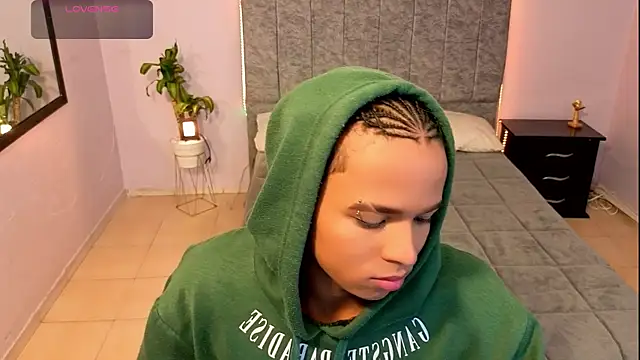 Noah Smith04 online show from 11-23-25, 04:55