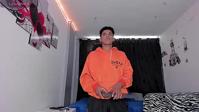Noah Smith04 online show from 03-20-25, 04:09