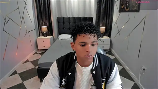 Noah Smith04 online show from 02-22-25, 01:46