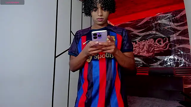 Noah Smith04 online show from 03-06-26, 12:44