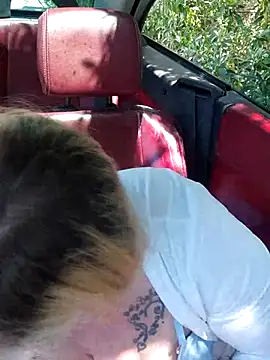 BecciDeluxe online show from 04-15-26, 11:27