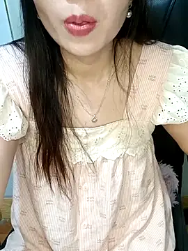 Snapshot of Blythe_69 chatting on 09-27-25, 12:22 Blythe 69 online show from 09-27-25, 12:22