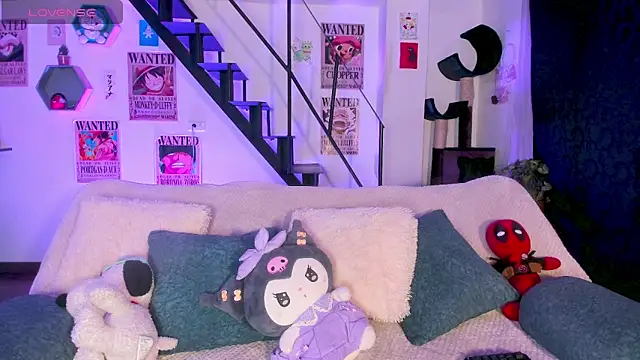 Snapshot of MonxxsLove chatting on 12-16-25, 05:55 MonxxsLove online show from 12-16-25, 05:55