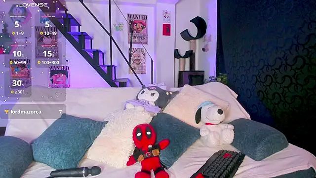 Snapshot of MonxxsLove chatting on 11-29-25, 04:12 MonxxsLove online show from 11-29-25, 04:12