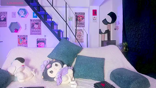 Snapshot of MonxxsLove chatting on 02-11-26, 04:45 MonxxsLove online show from 02-11-26, 04:45