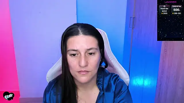 Saskyaa online show from 05-28-26, 03:07