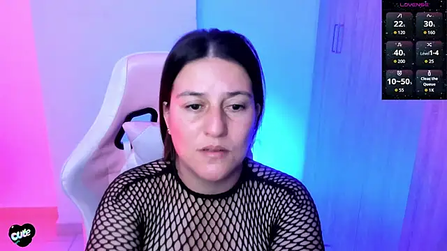 Snapshot of Saskyaa chatting on 07-17-26, 03:15 Saskyaa online show from 07-17-26, 03:15