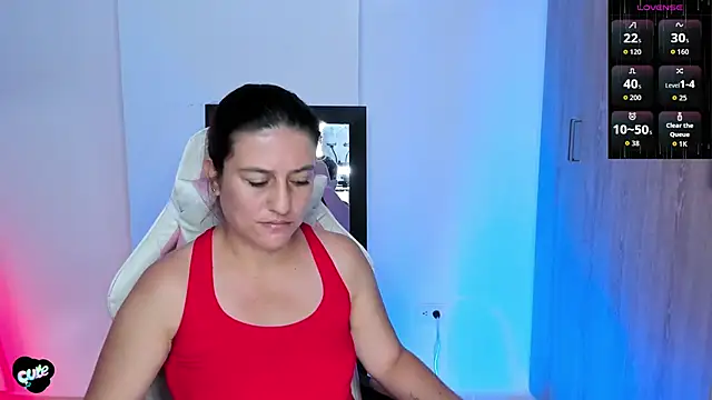 Snapshot of Saskyaa chatting on 02-12-26, 02:22 Saskyaa online show from 02-12-26, 02:22