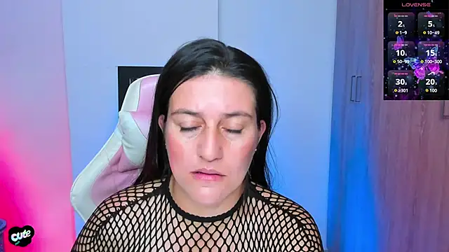 Saskyaa online show from 01-12-26, 02:40