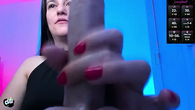 Snapshot of Saskyaa chatting on 02-20-26, 01:46 Saskyaa online show from 02-20-26, 01:46