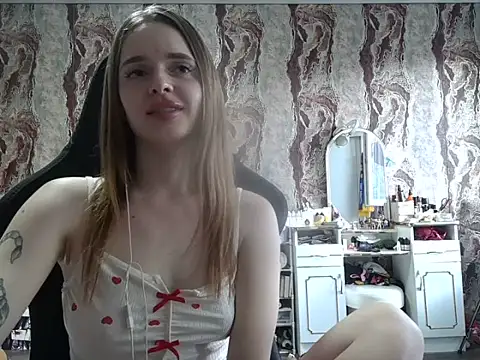 samanta55555 online show from 06-19-26, 09:04