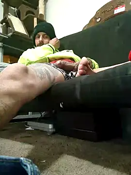 Snapshot of LongDickZee562 chatting on 12-07-24, 10:39 LongDickZee562 online show from 12-07-24, 10:39